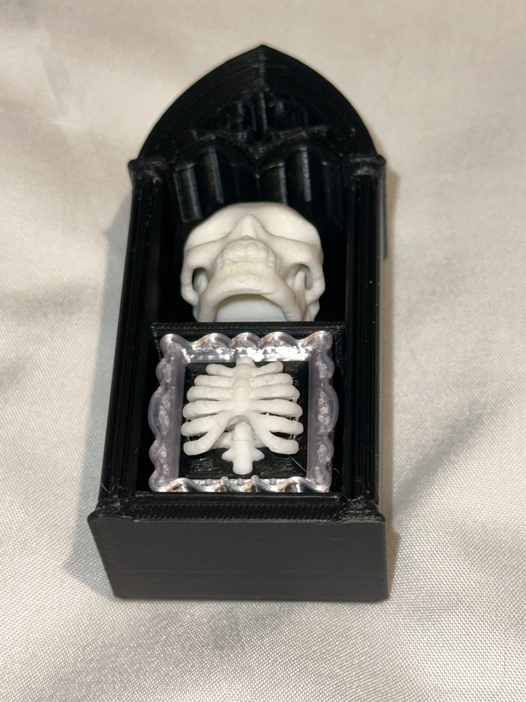 Mini Gothic Arch Bookshelf Clicker – Custom 3D Printed Fidget Toy (2 Shelf Items)