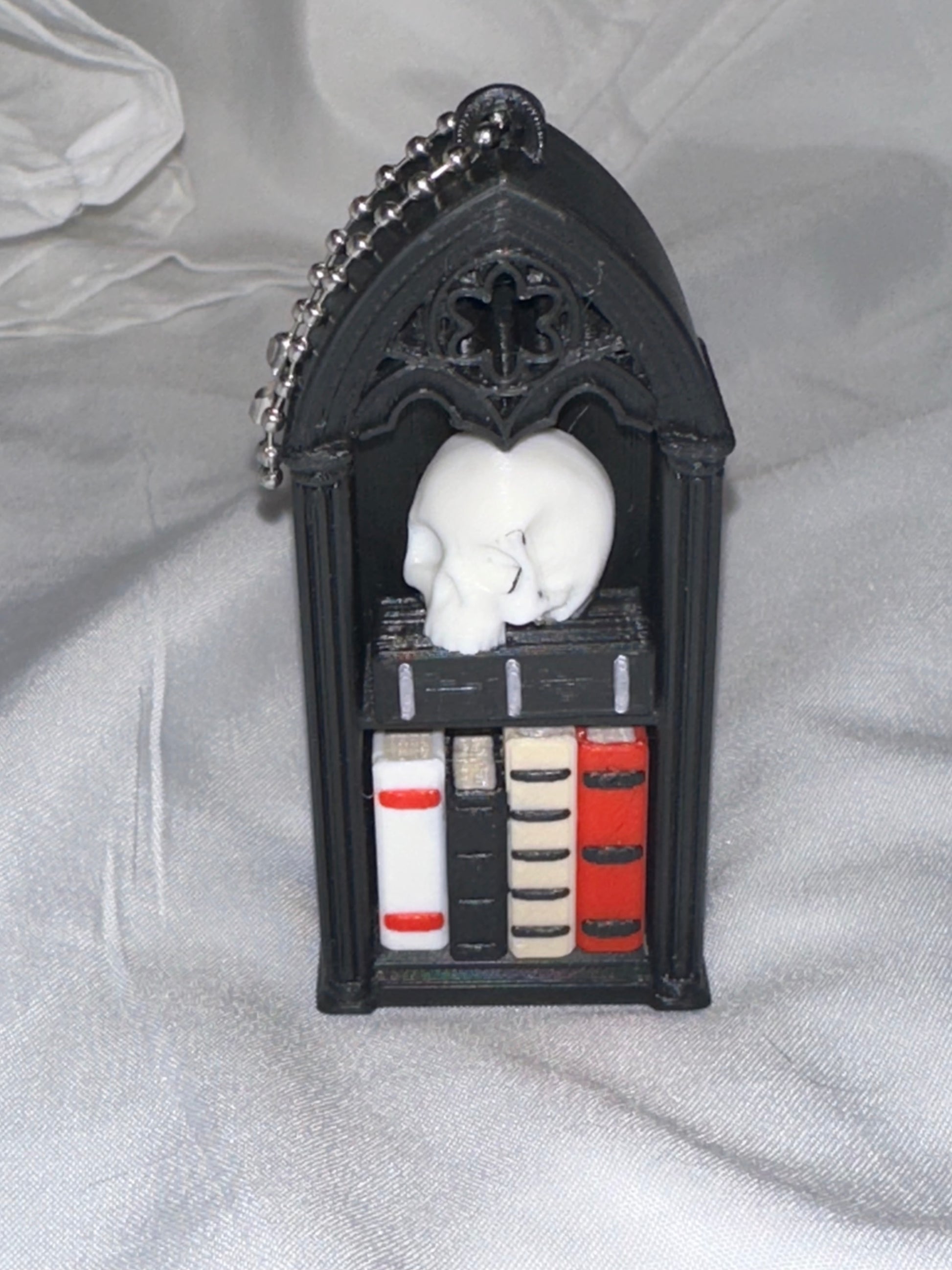 Mini Gothic Arch Bookshelf Clicker – Custom 3D Printed Fidget Toy (2 Shelf Items)