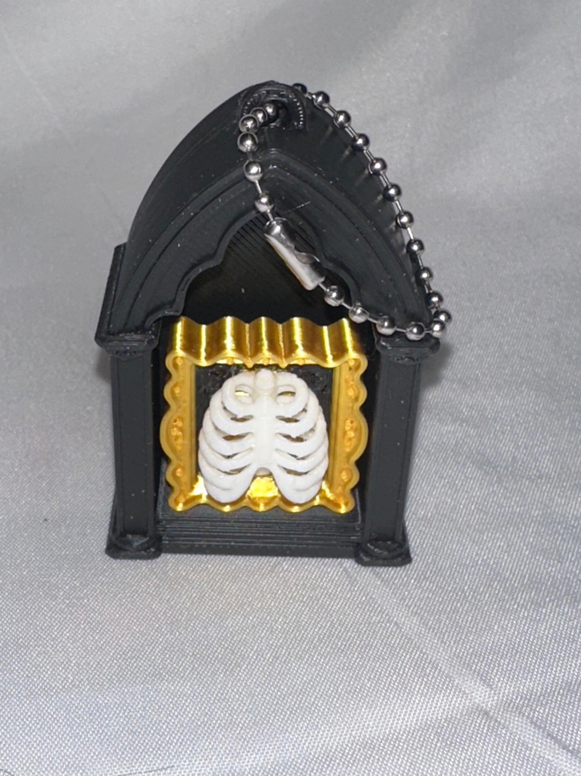 Single Gothic Fidget Clicker