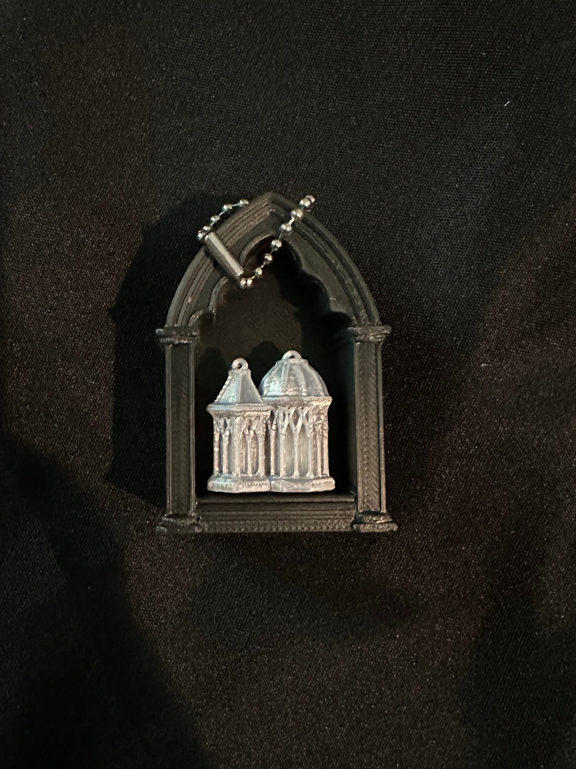 Single Gothic Fidget Clicker