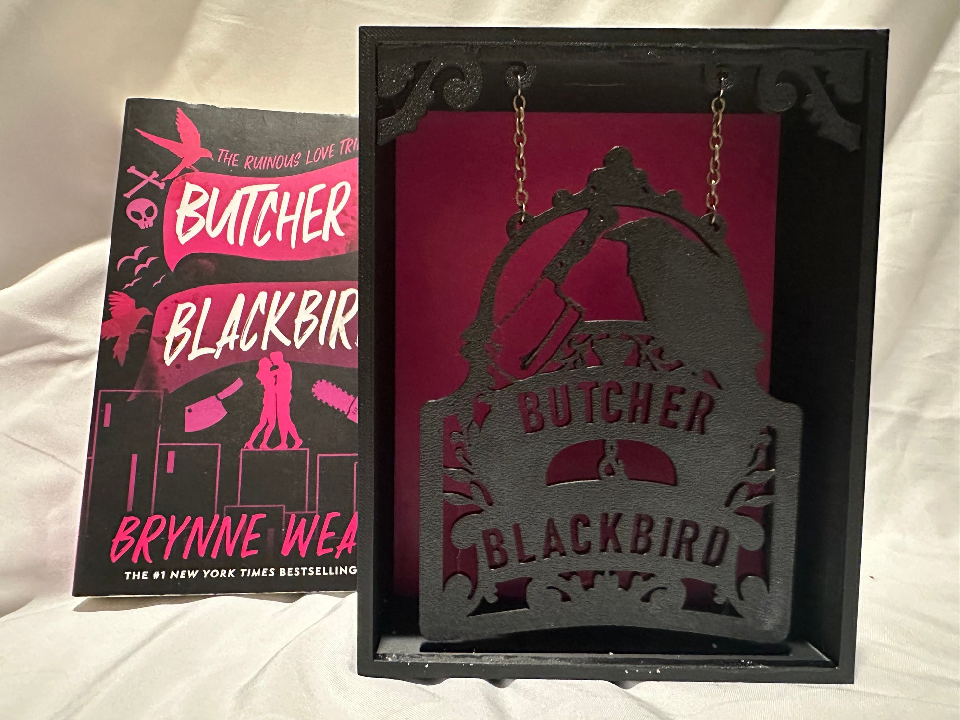 Butcher & Blackbird Swinging Book Nook
