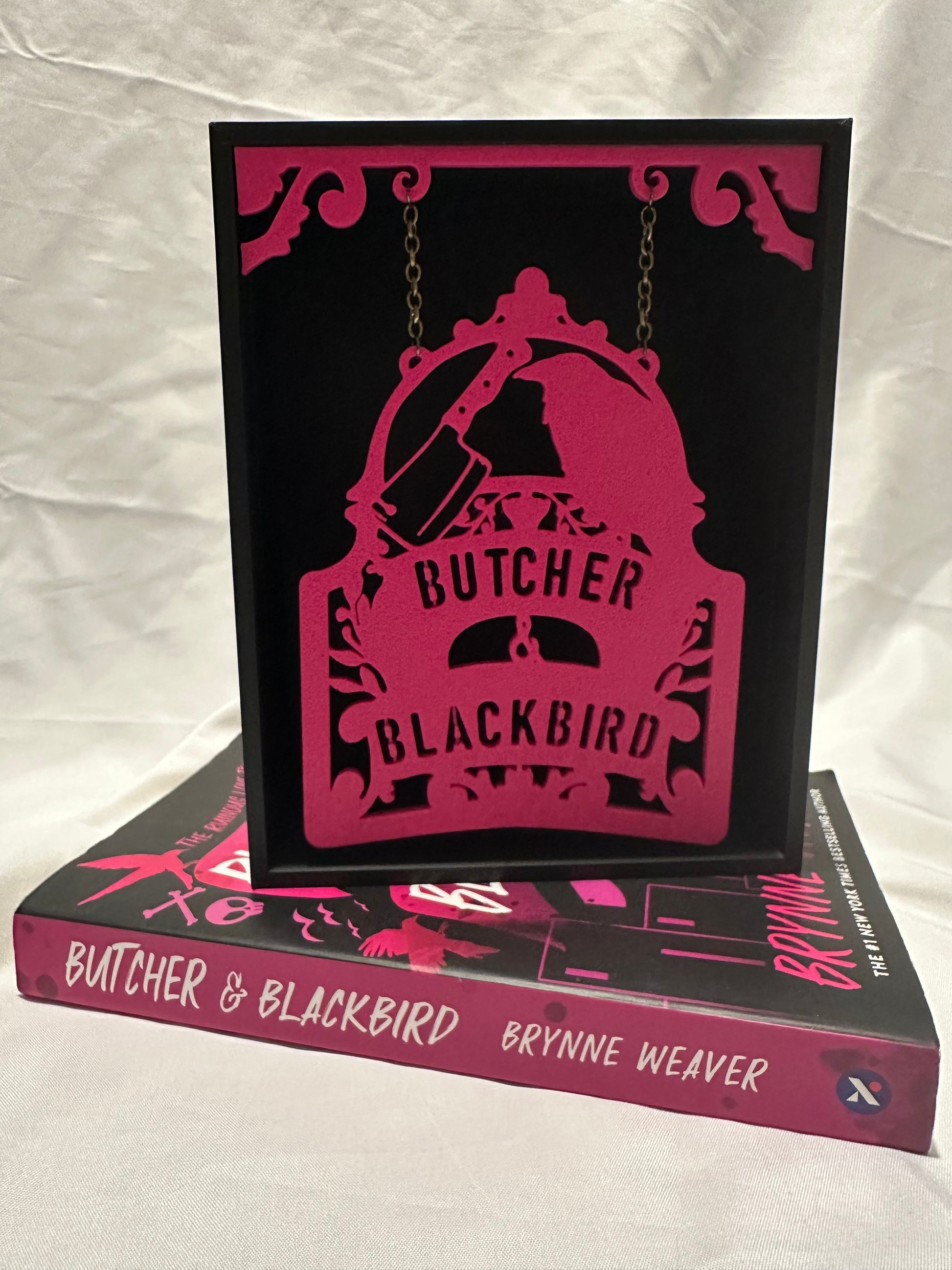 Butcher & Blackbird Swinging Book Nook