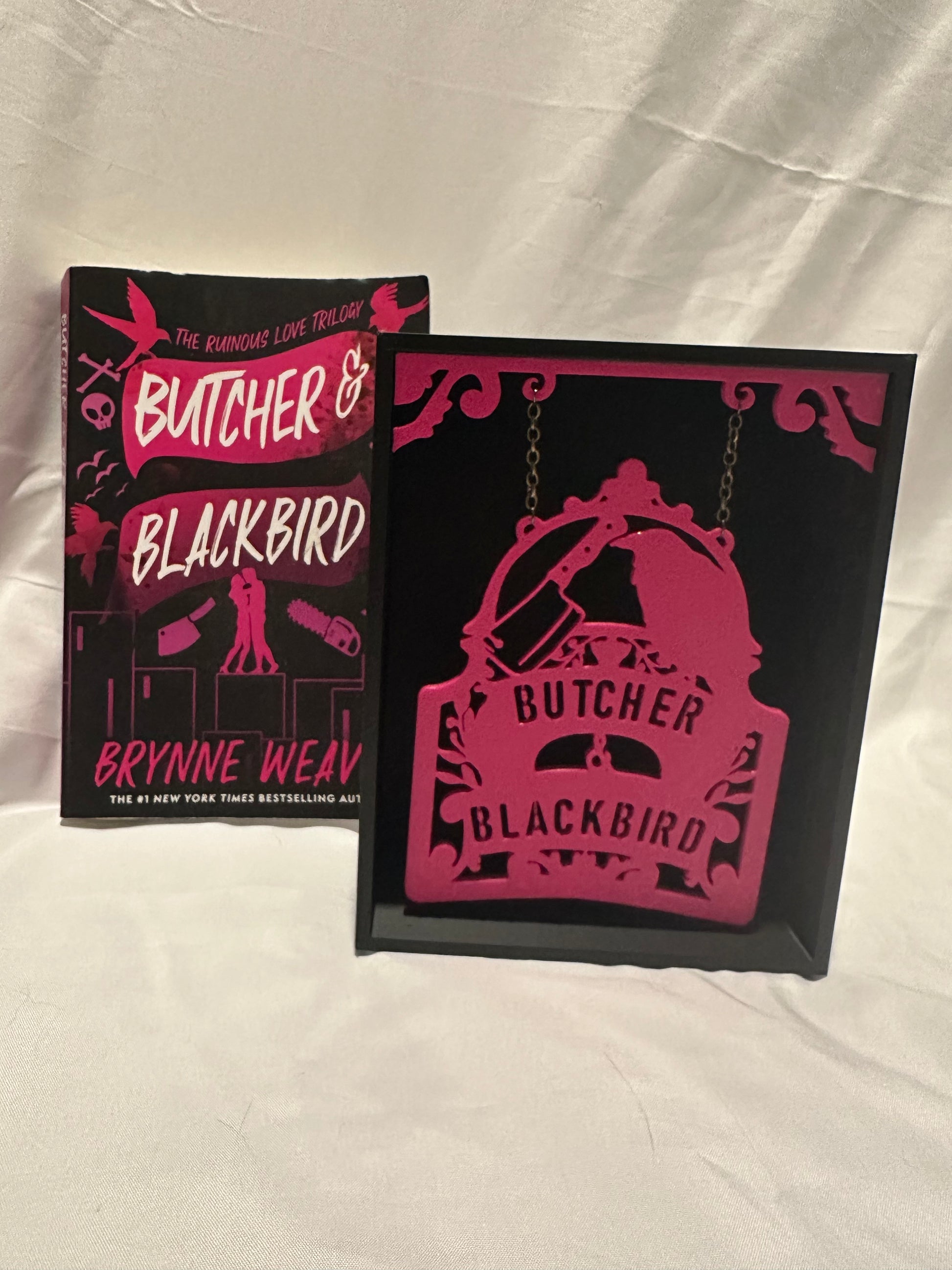 Butcher & Blackbird Swinging Book Nook