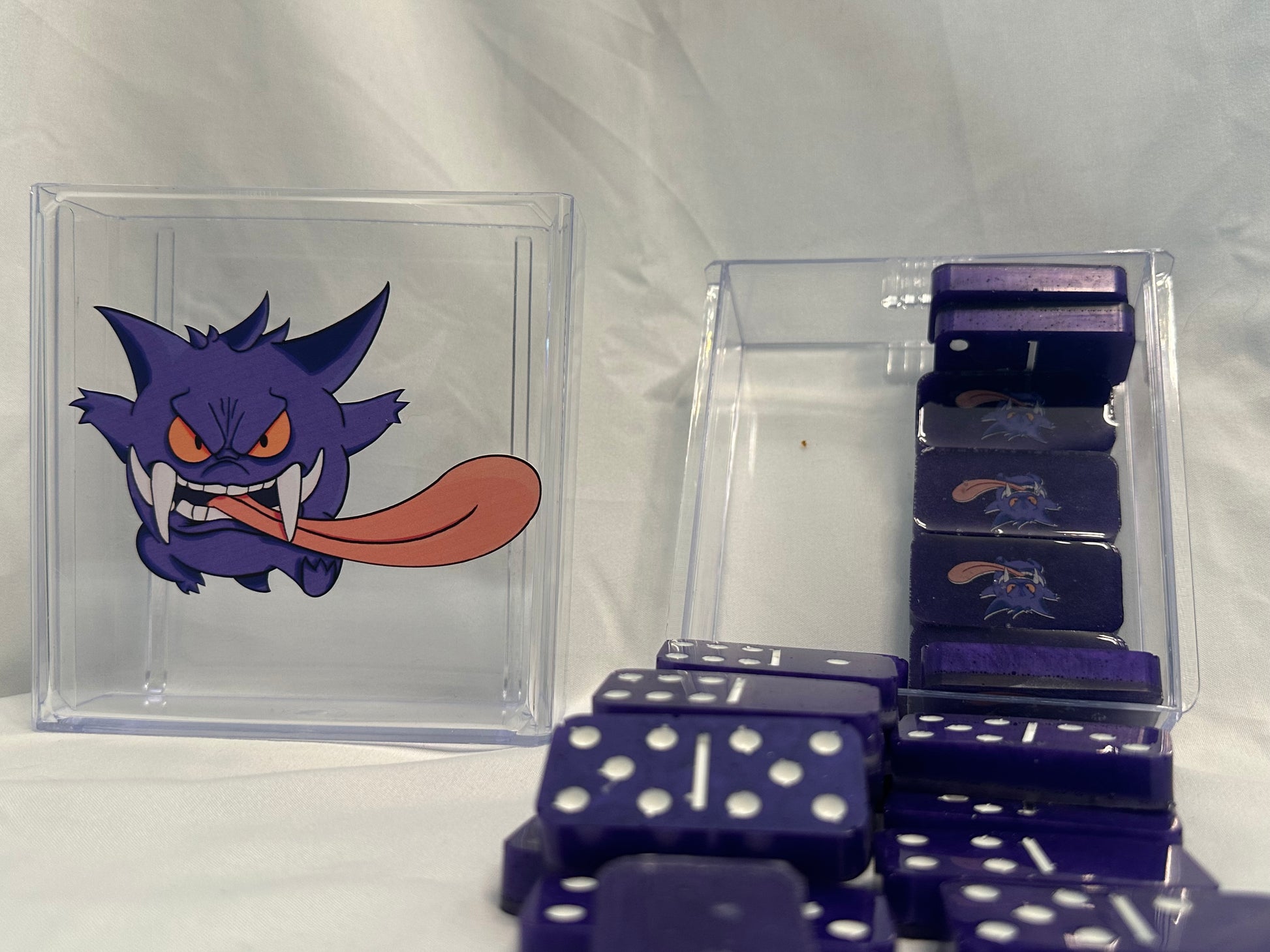 Ghost Oni Mask Resin Domino Set With Hard Case