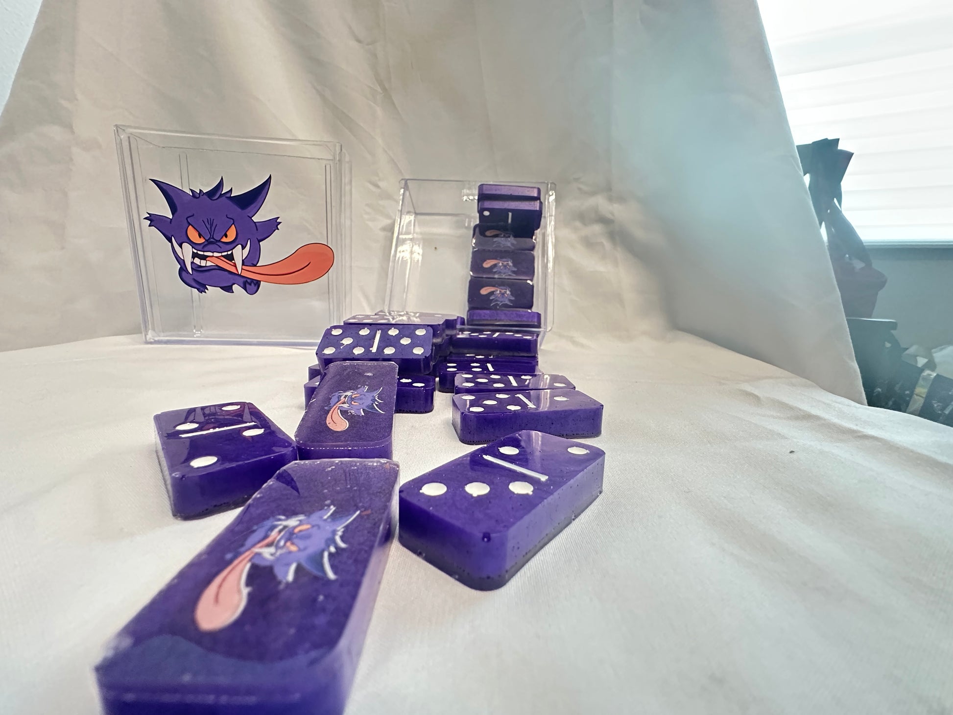 Ghost Oni Mask Resin Domino Set With Hard Case