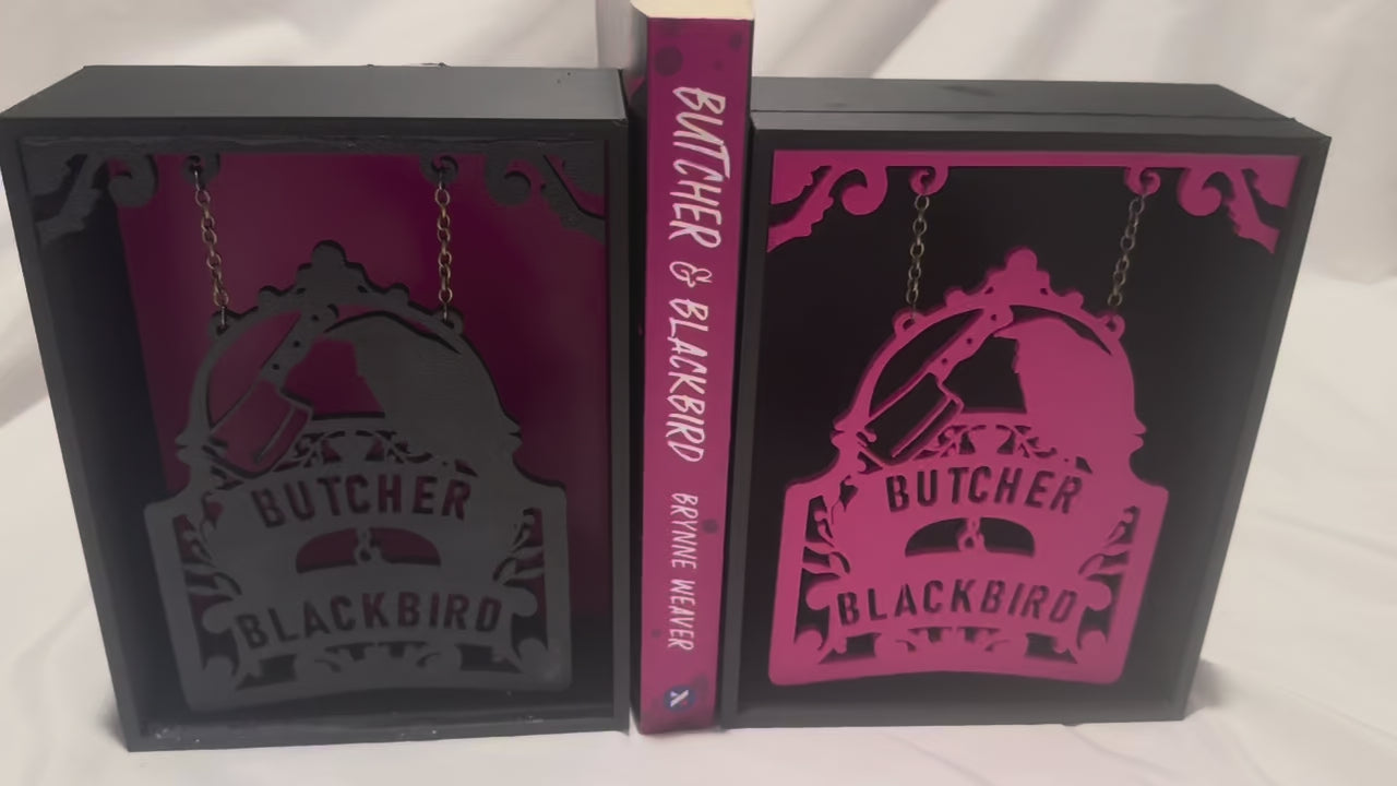 Butcher & Blackbird Swinging Book Nook